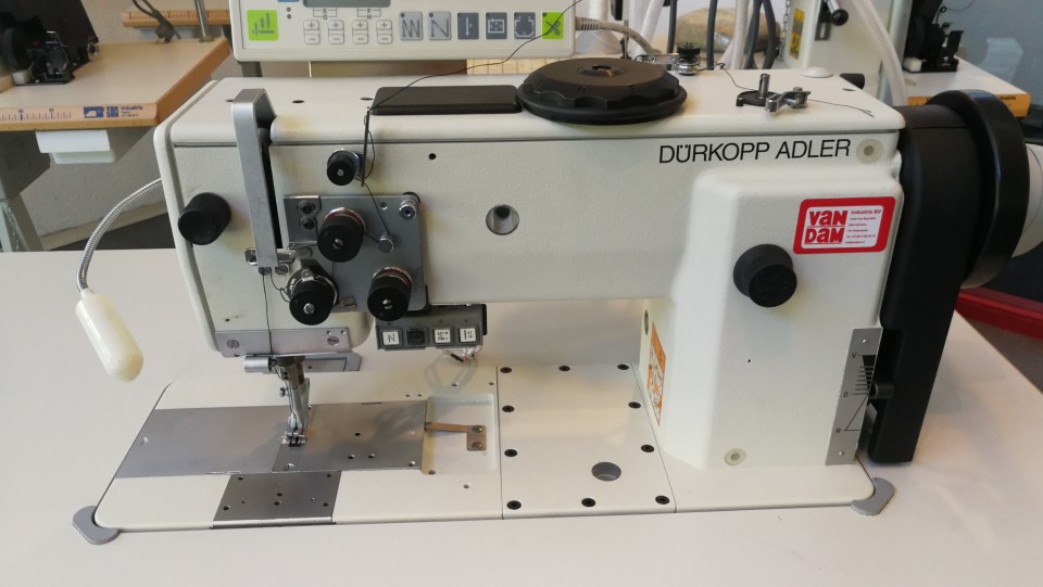 Drkopp Adler  767 FA 373