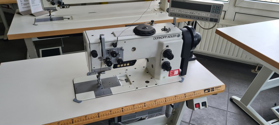 Drkopp Adler  767 FAS 373